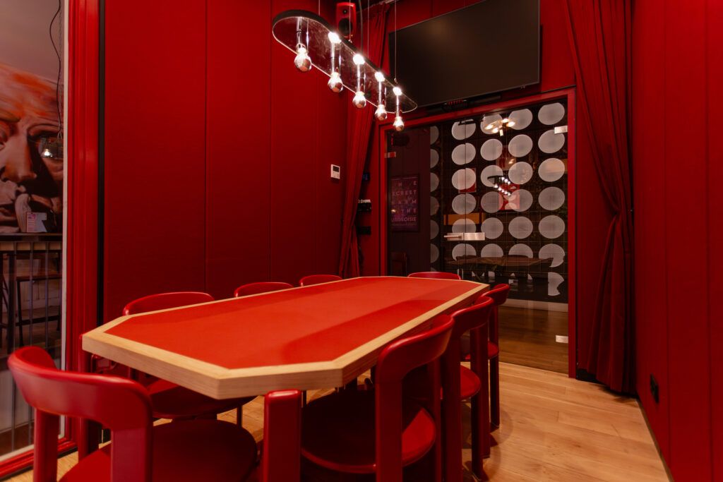 Red Room--4